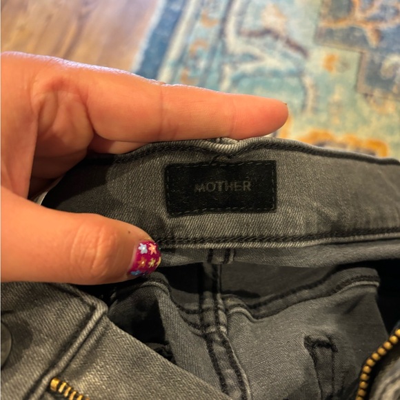 Mother Mid-Rise Straight Leg Jeans Size 26 The Insider Crop Step Frey - Picture 8 of 9